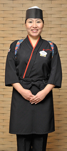 テーブルサービスレストラン
寿司シェフ